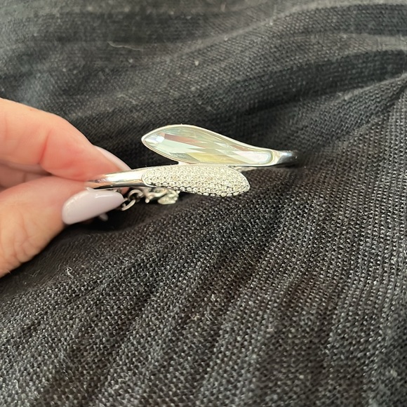 Swarovski Limited Edition Crystal Bracelet - Picture 4 of 10